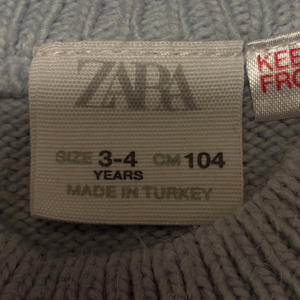 Zara Light Gray blue Knit Sweater Mountains and Clouds.  Size 3-4Y - Picture 3 of 7